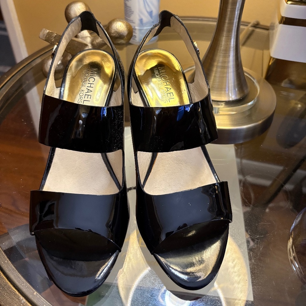 Michael Kors Rochelle Open Toe Black Patent Leather Pump/Heels - 7.5